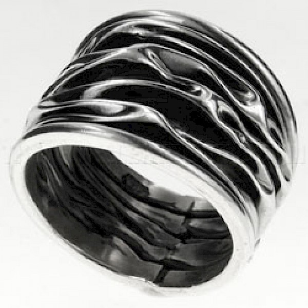 Oxidised Ripple Silver Ring - RG040