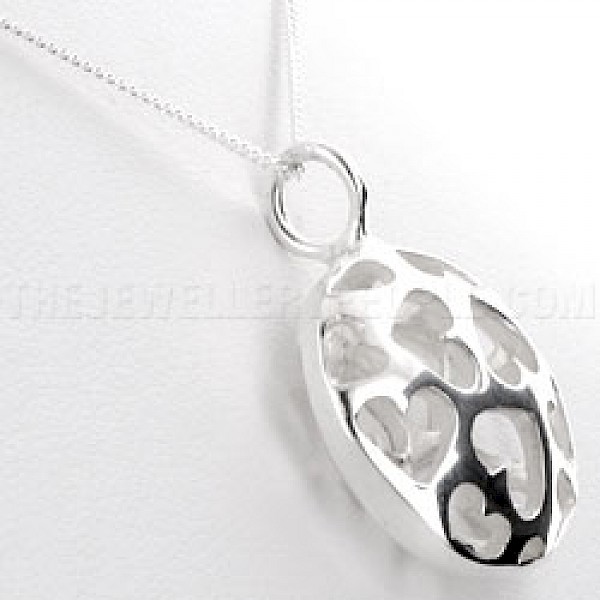 Round Heart Cut Out Silver Pendant - PT139