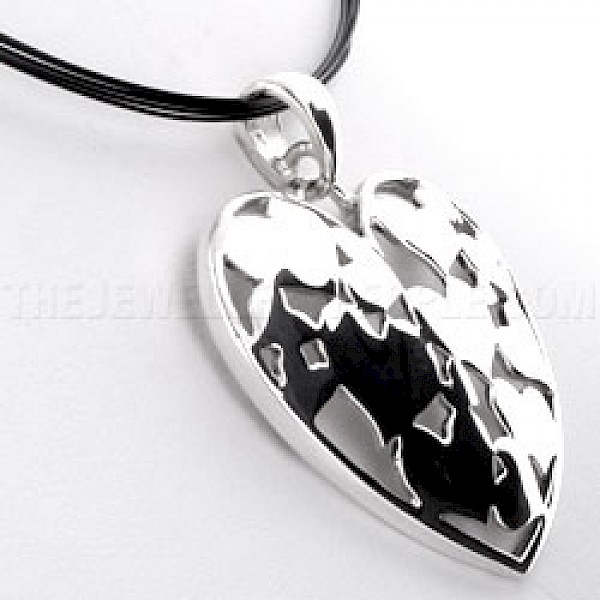 Solid Heart Shapes Silver Pendant - PT287