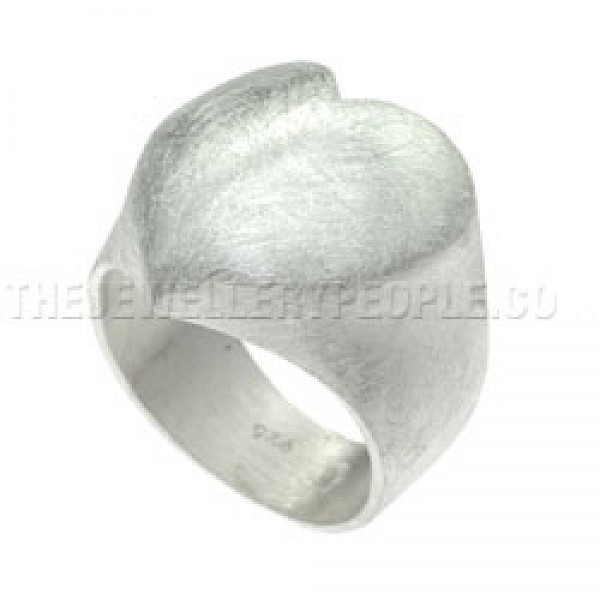 Solid Wire Brush Heart Ring - RG185