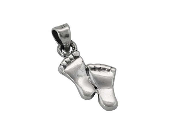Little Feet Charm / Pendant PT376