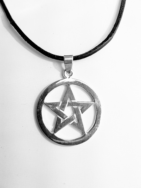 Pentagram Star Pendant - PT738