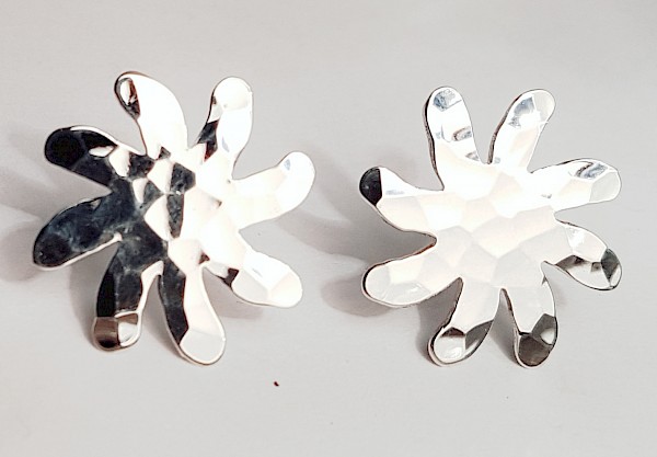 Hammered Sun Studs - ES958
