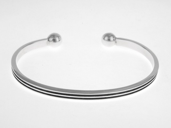 Oxidised Lines Bangle - UBA025