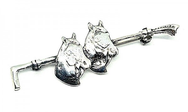 Double Horse-Head Brooch - EE004