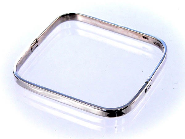 4mm Wide Hinged Square Bangle - Small - SB141