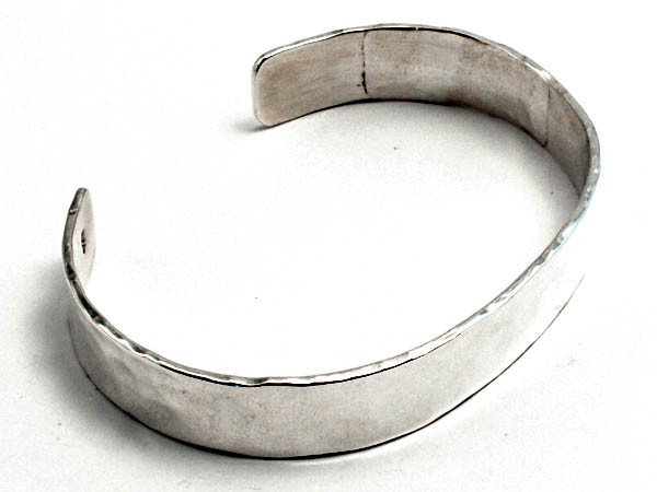10mm Wide Hammered Bangle - BA610