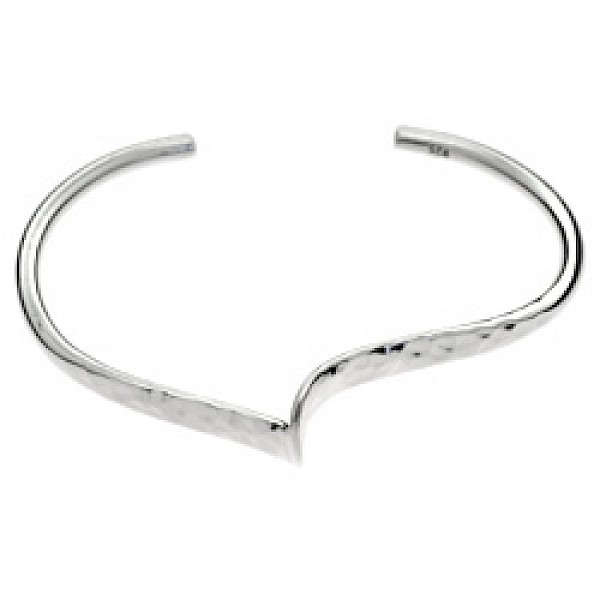 Central Wave Part Hammered Silver Bangle - 12mm Wide
