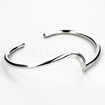 Central Wave Silver Bangle - 20mm Wide