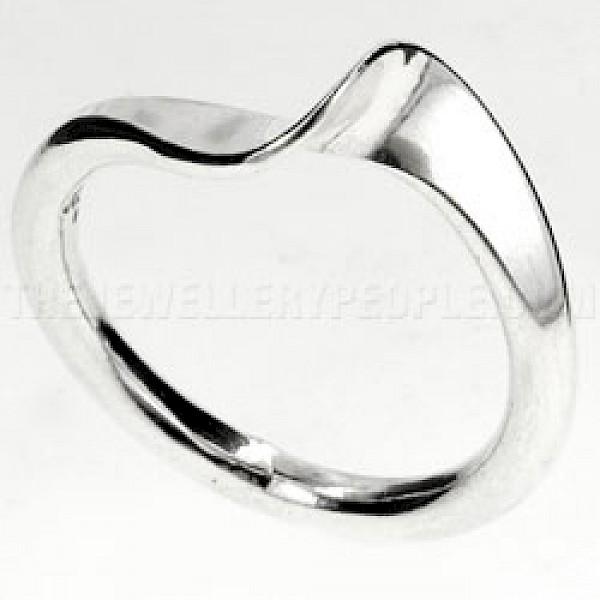 Central Wave Silver Ring
