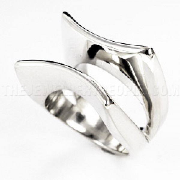 Curved Edge Silver Ring - RG156
