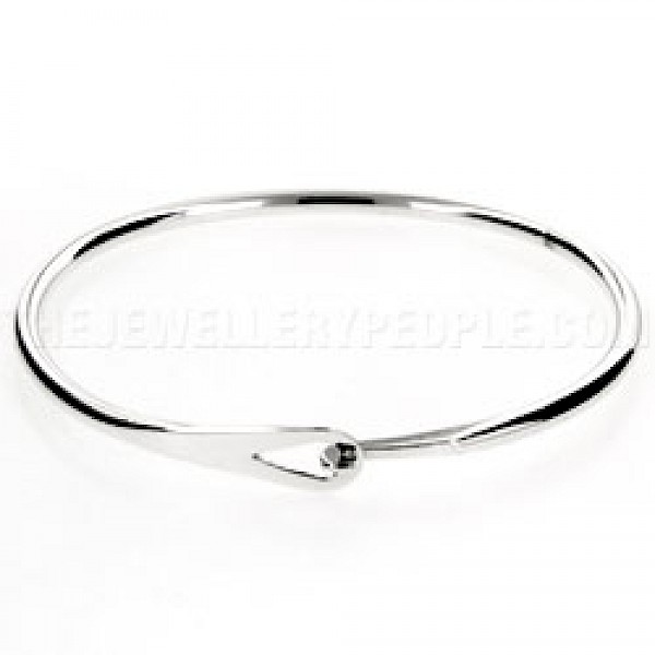 Cut Out Catch Silver Bangle - 2.5mm Solid