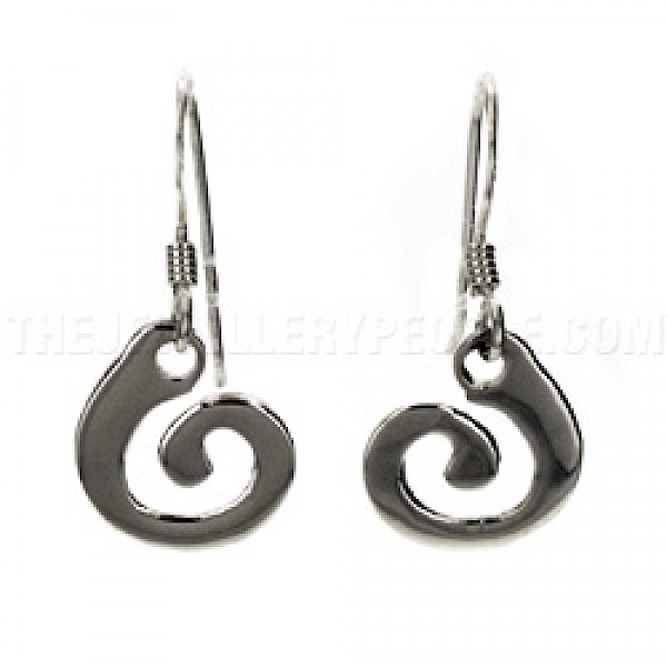 Flat Curve Silver Earrings