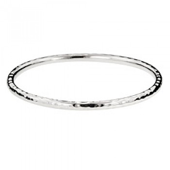 Hammered Oval Bangle - 4mm